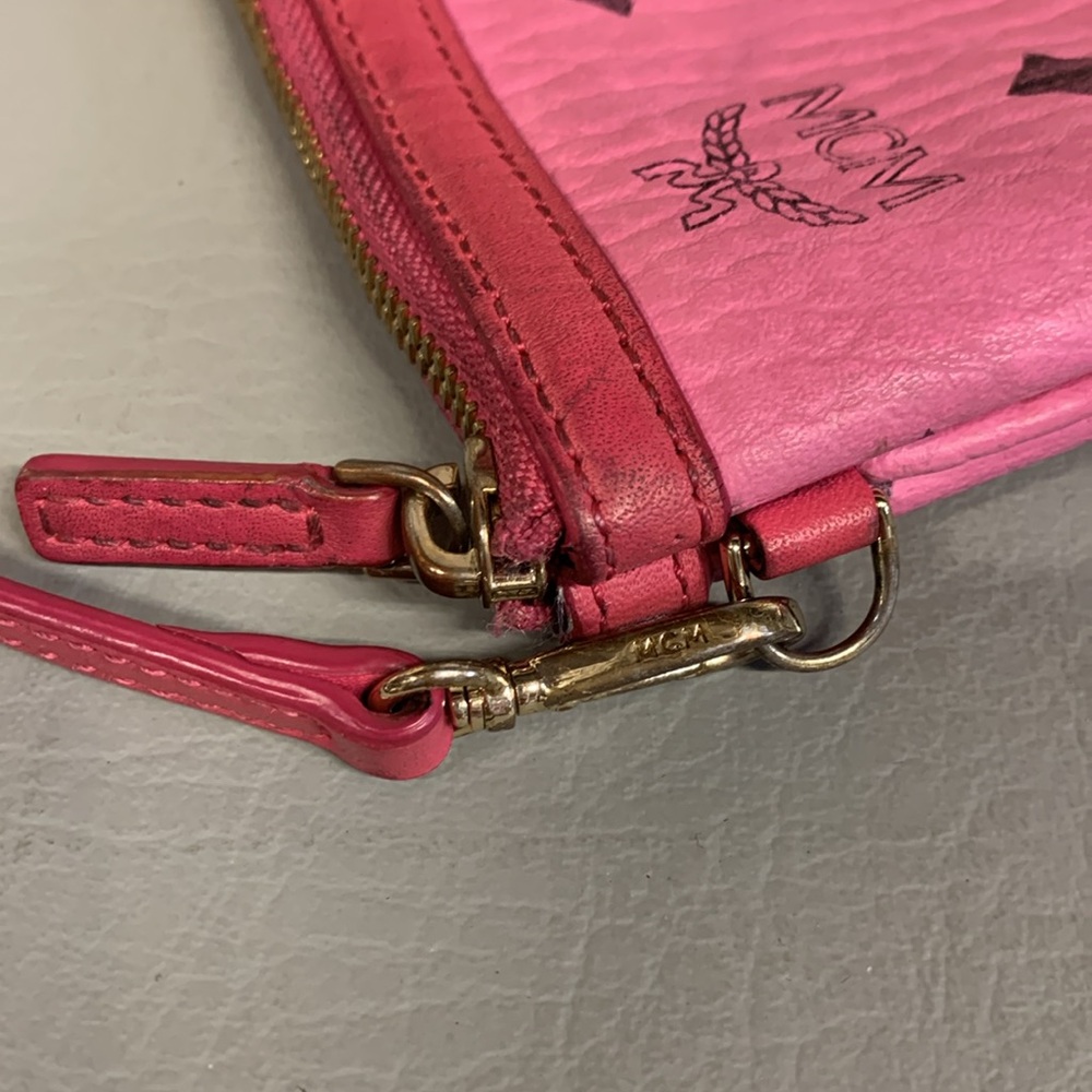 MCM Dark Pink Leather Visetos Large Pouchette Shoulder Bag Wristlet - Picture 5 of 12